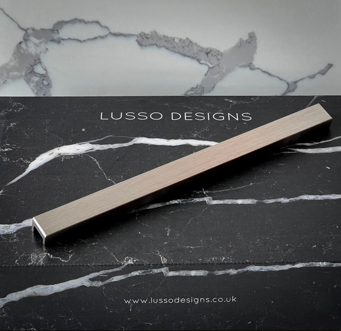 Silver bar handle